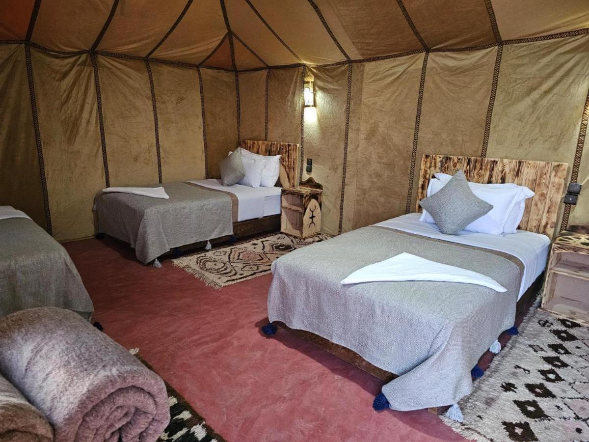 Отель Blue Sky Luxury Camp Мерзуга Экстерьер фото