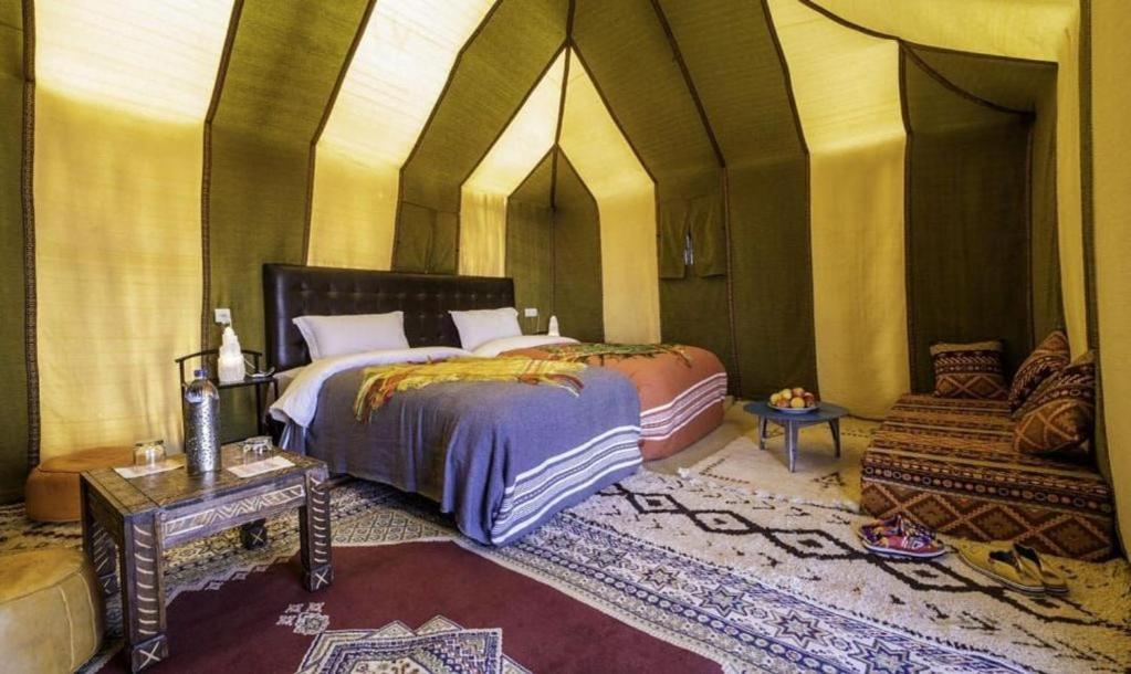 Отель Blue Sky Luxury Camp Мерзуга Экстерьер фото