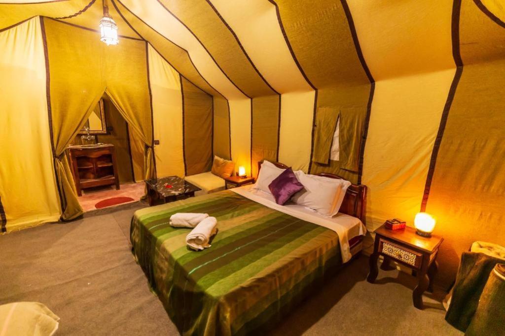 Отель Blue Sky Luxury Camp Мерзуга Экстерьер фото